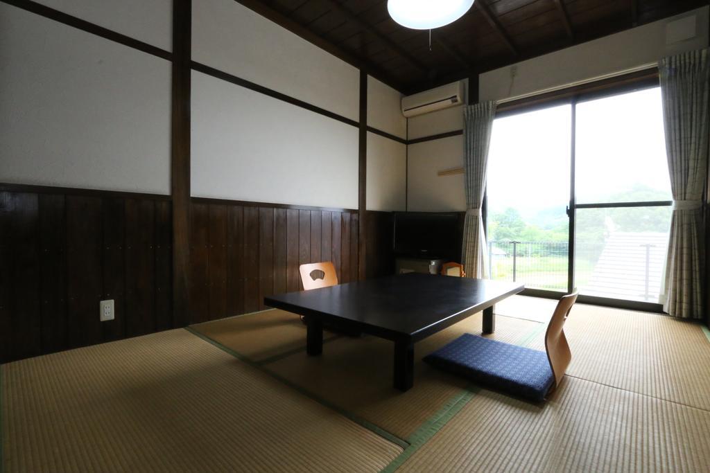 Oyado Harume Takachiho Bagian luar foto